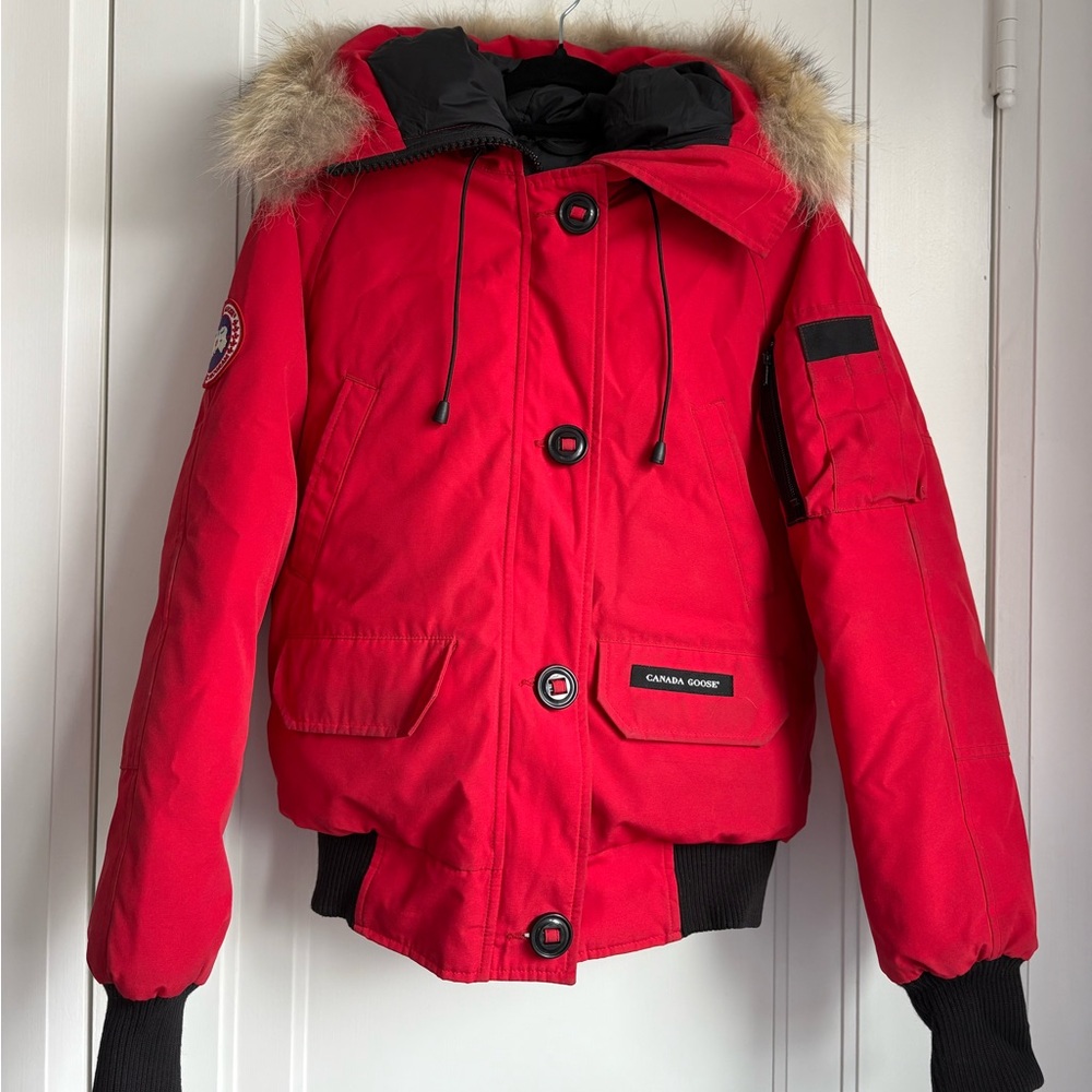Canada Goose Women’s Chilliwack Bomber - Red - Picture 10 of 17